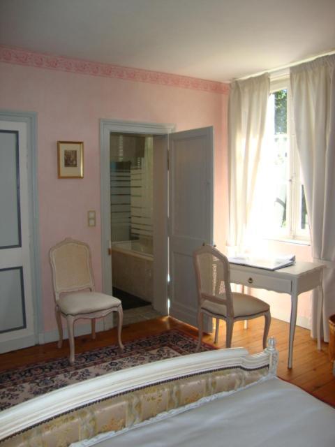 Bed and Breakfast Au Charme Des Pommiers Thiberville Esterno foto