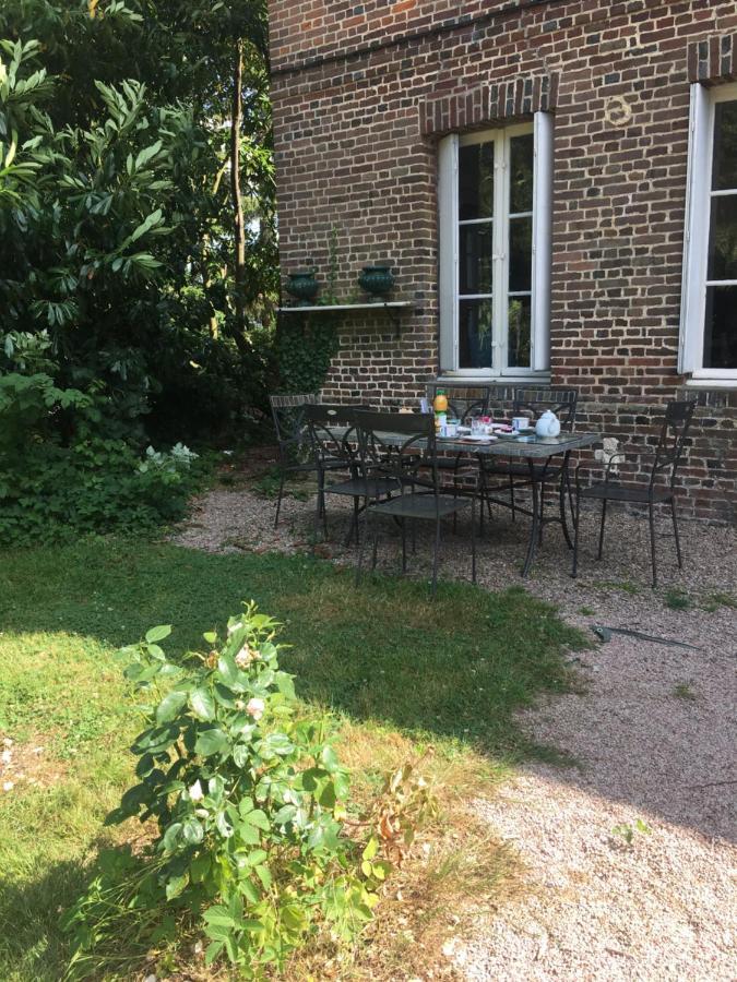 Bed and Breakfast Au Charme Des Pommiers Thiberville Esterno foto